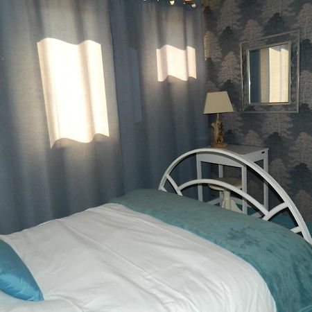 Le Clos Des Dryades D Bed & Breakfast Vers  Bagian luar foto