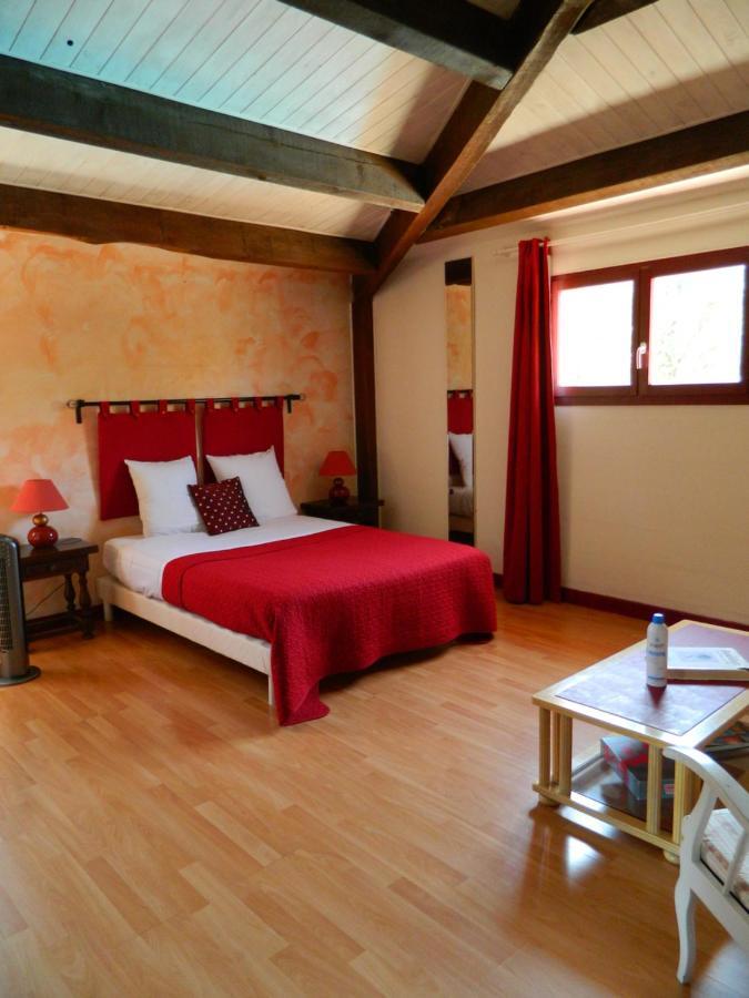 Le Clos Des Dryades D Bed & Breakfast Vers  Bagian luar foto